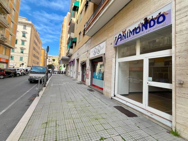 negozio in vendita a Genova in zona San Fruttuoso