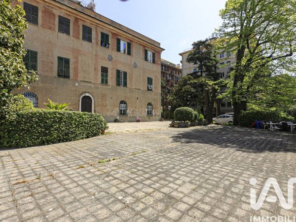 casa indipendente in vendita a Genova in zona Albaro