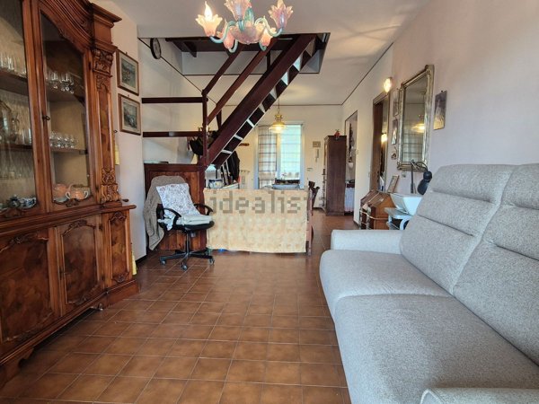 appartamento in vendita a Genova in zona San Gottardo/Sant'Eusebio