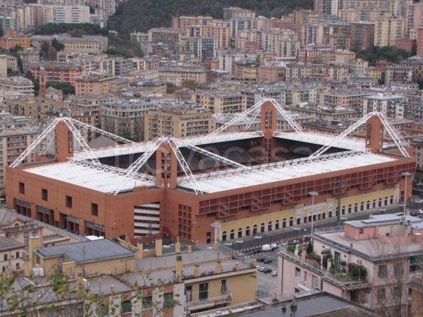 negozio in vendita a Genova in zona Marassi