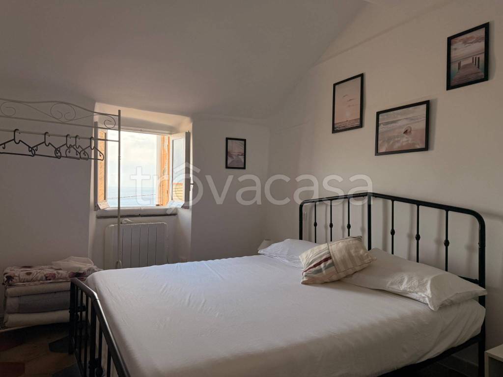 appartamento in vendita a Genova in zona Crevari