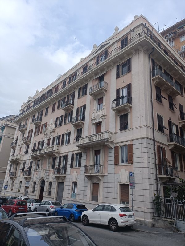 appartamento in vendita a Genova in zona Albaro