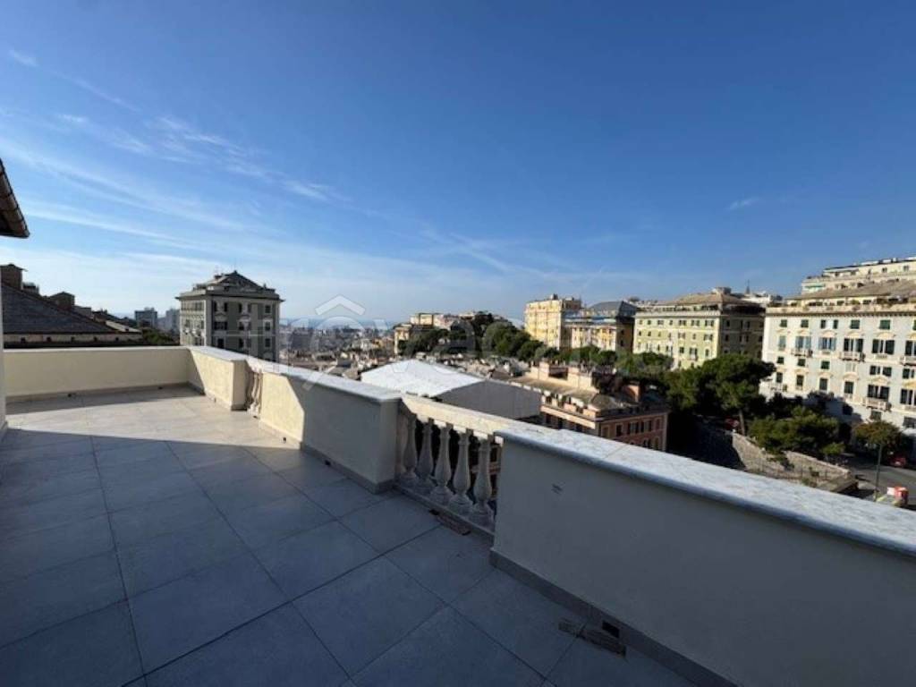 appartamento in vendita a Genova in zona Castelletto