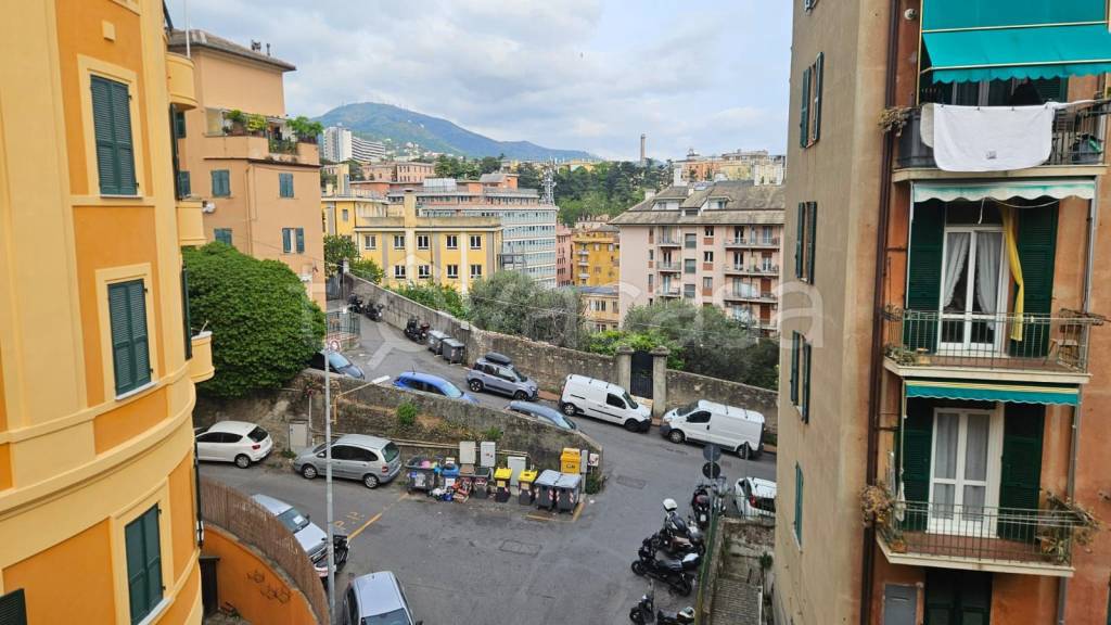 appartamento in vendita a Genova in zona San Fruttuoso