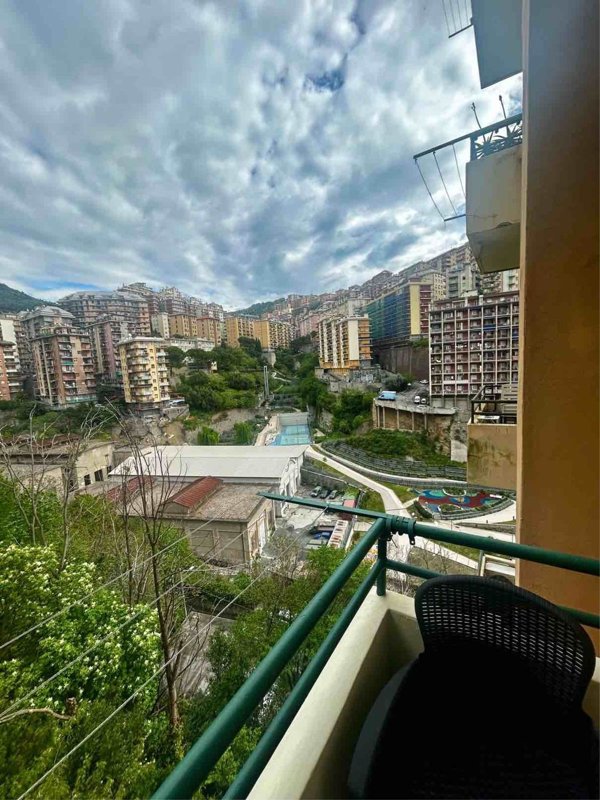 appartamento in vendita a Genova in zona Lagaccio / Granarolo