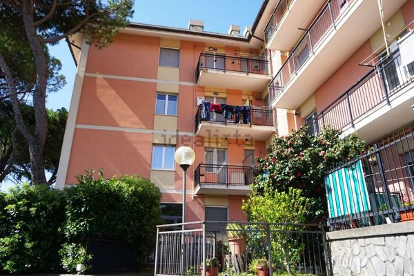 appartamento in vendita a Genova in zona Sampierdarena