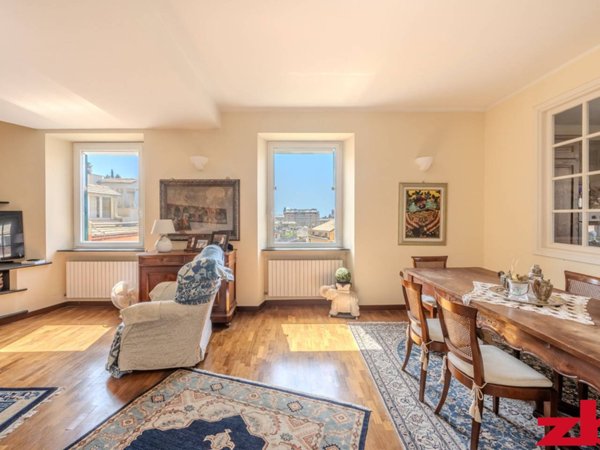 appartamento in vendita a Genova in zona Castelletto