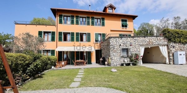 casa indipendente in vendita a Genova in zona San Quirico