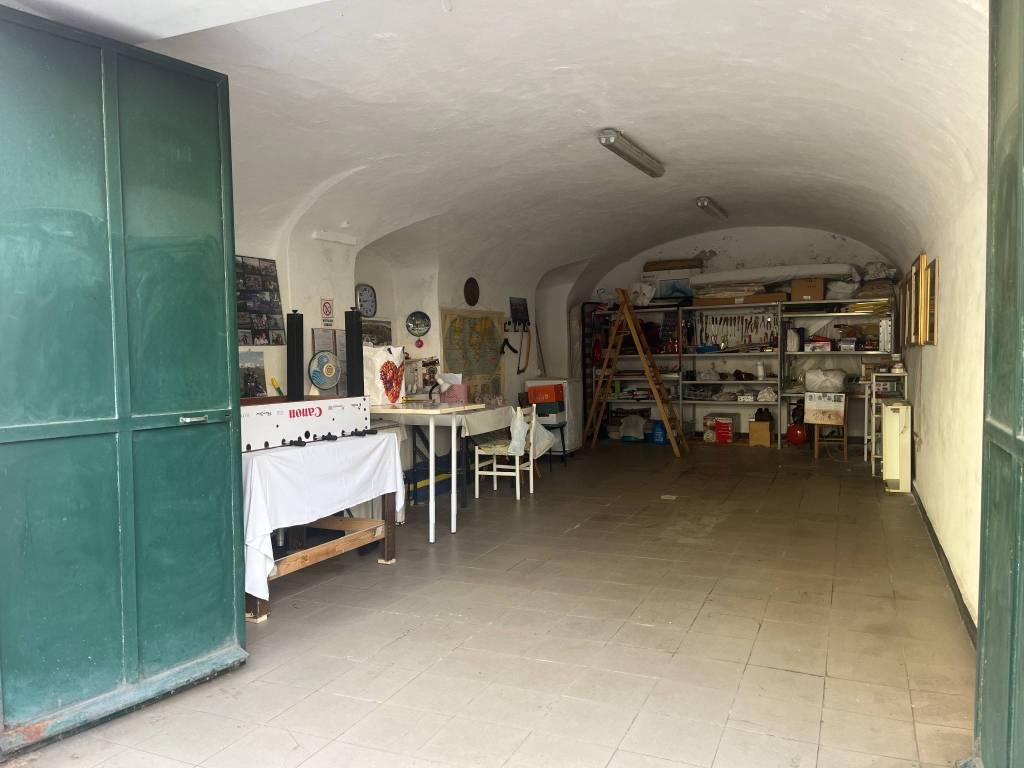 casa indipendente in vendita a Genova in zona Sestri Ponente