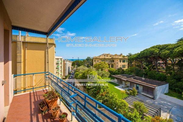 appartamento in vendita a Genova in zona Albaro