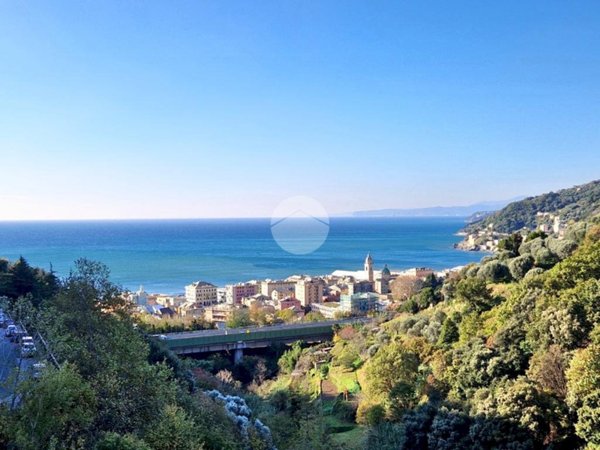 appartamento in vendita a Genova in zona Voltri
