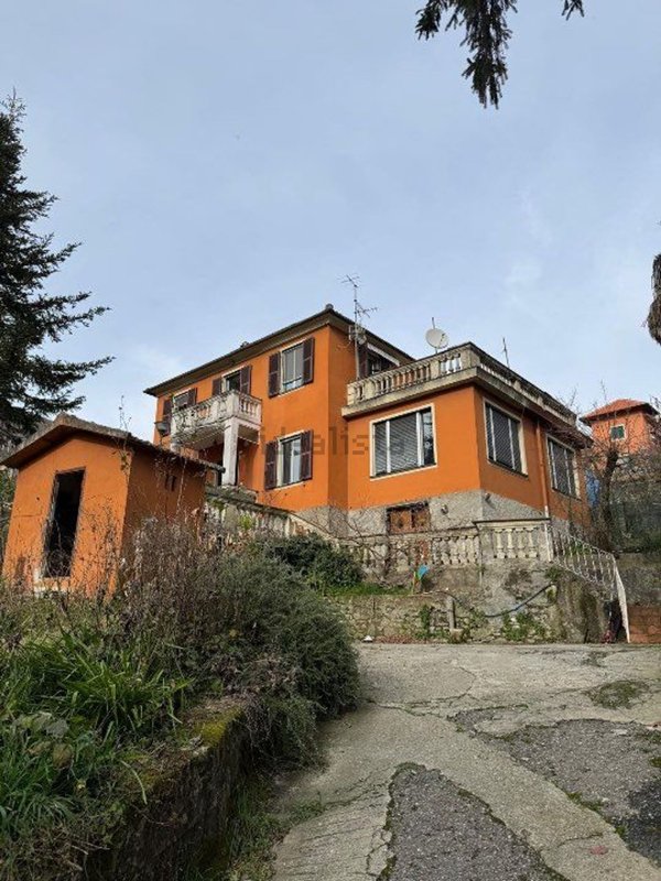 casa indipendente in vendita a Genova in zona Struppa