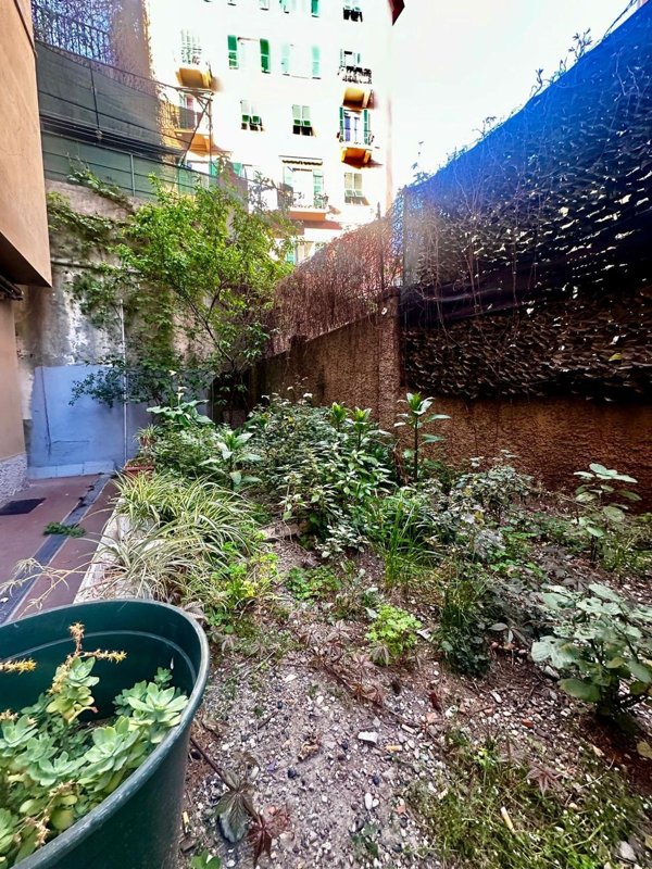 appartamento in vendita a Genova in zona Sampierdarena