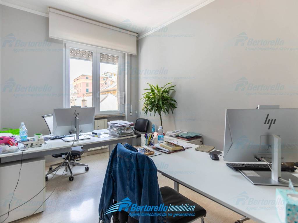 appartamento in vendita a Genova in zona Sampierdarena