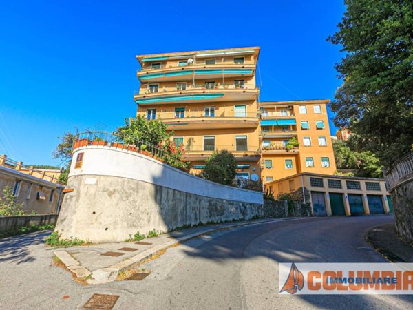 appartamento in vendita a Genova in zona Pegli