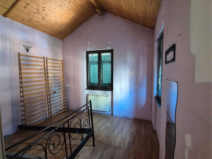 casa indipendente in vendita a Genova in zona San Gottardo/Sant'Eusebio