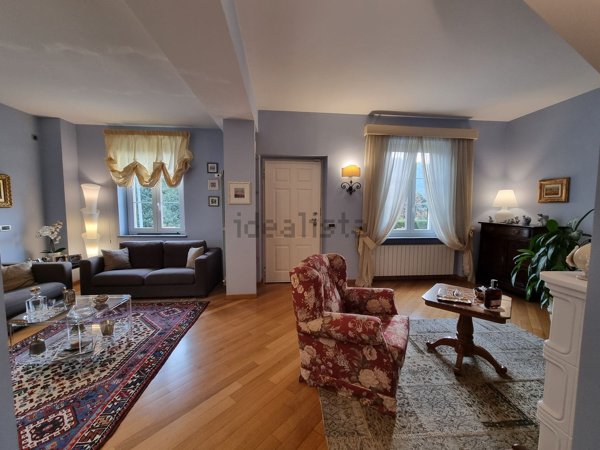 casa indipendente in vendita a Genova in zona Pontedecimo