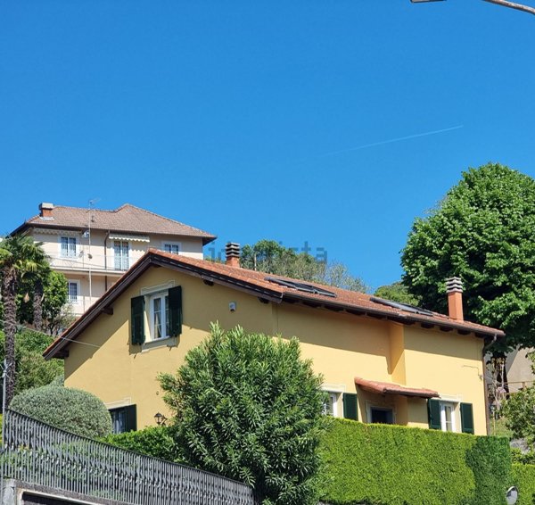 casa indipendente in vendita a Genova in zona Pontedecimo