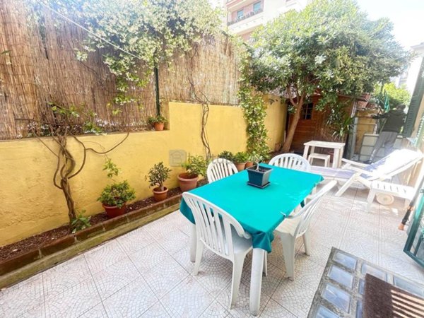 appartamento in vendita a Genova in zona Sturla