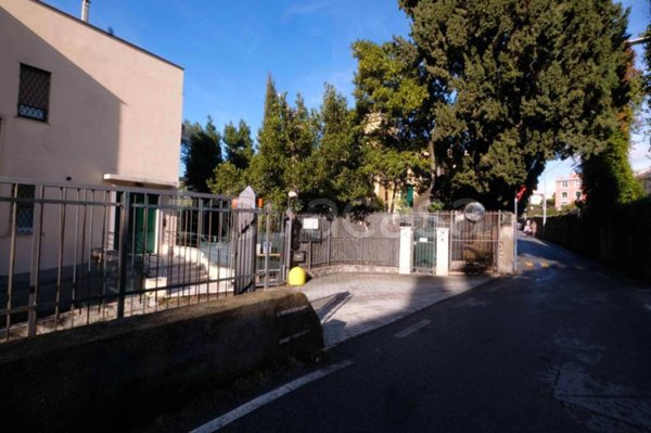 appartamento in vendita a Genova in zona Albaro