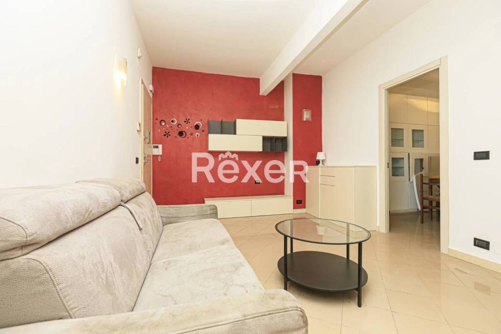 appartamento in vendita a Genova in zona Quarto dei Mille