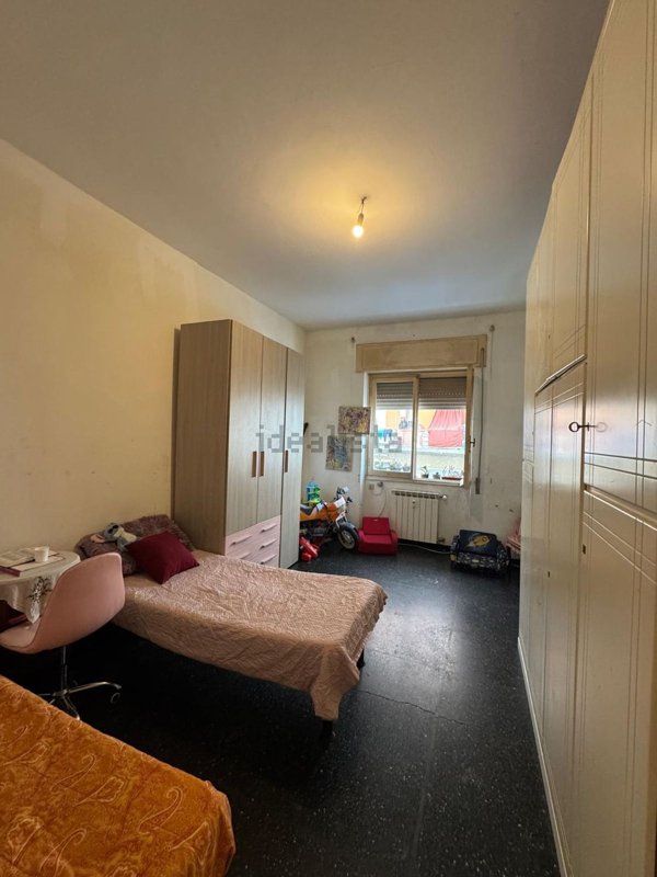 appartamento in vendita a Genova in zona Palmaro / Pra'