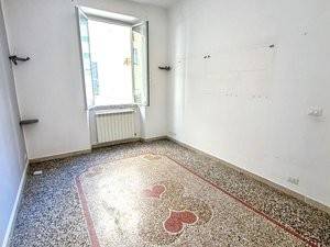 appartamento in vendita a Genova in zona Palmaro / Pra'