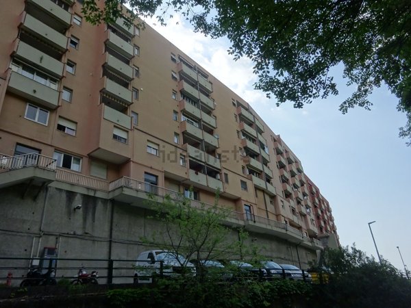 appartamento in vendita a Genova in zona Lagaccio / Granarolo