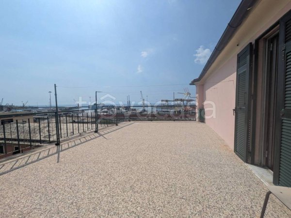 appartamento in vendita a Genova in zona Sampierdarena