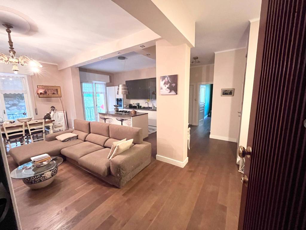 appartamento in vendita a Genova in zona Lagaccio / Granarolo