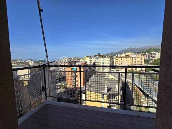 appartamento in vendita a Genova in zona Palmaro / Pra'