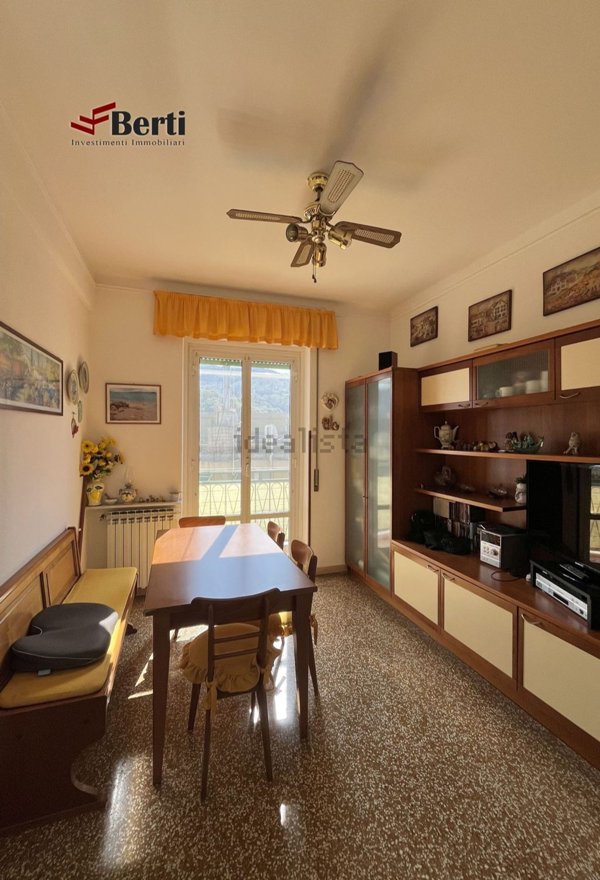 appartamento in vendita a Genova in zona Rivarolo