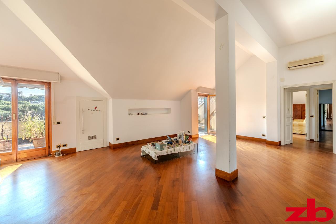 appartamento in vendita a Genova in zona Albaro