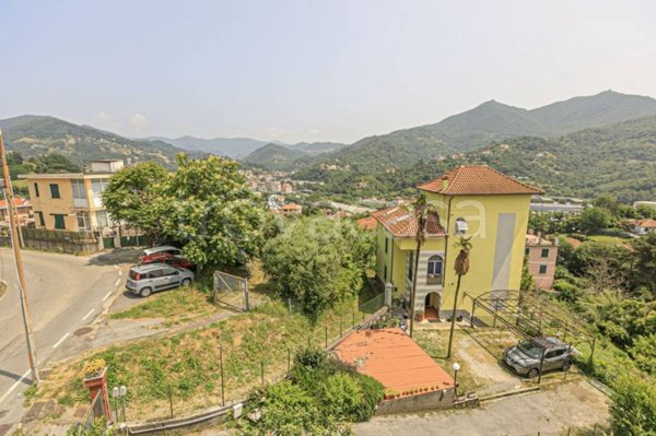 appartamento in vendita a Genova in zona Bolzaneto