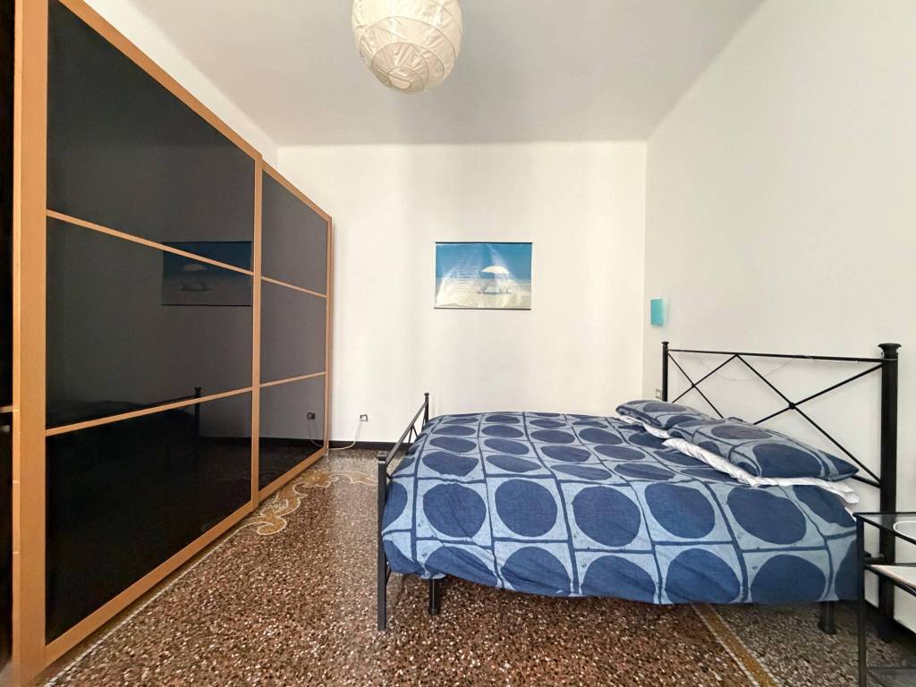 appartamento in vendita a Genova in zona Marassi