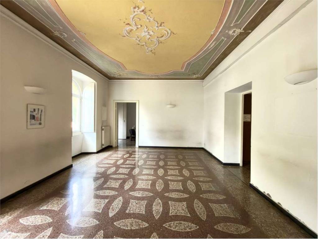 appartamento in vendita a Genova in zona Lagaccio / Granarolo