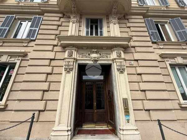 appartamento in vendita a Genova in zona Lagaccio / Granarolo