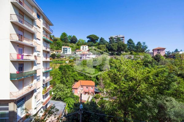 appartamento in vendita a Genova in zona Sestri Ponente