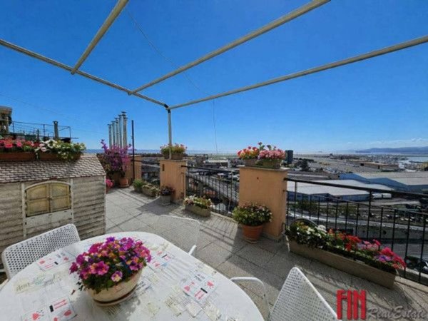 appartamento in vendita a Genova in zona Cornigliano