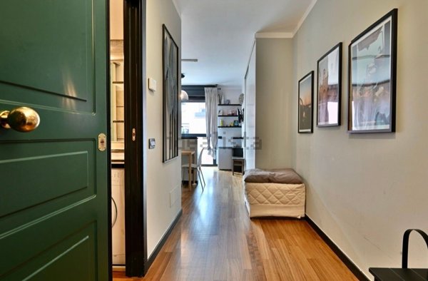 appartamento in vendita a Genova in zona Sottoripa / Maddalena / Molo