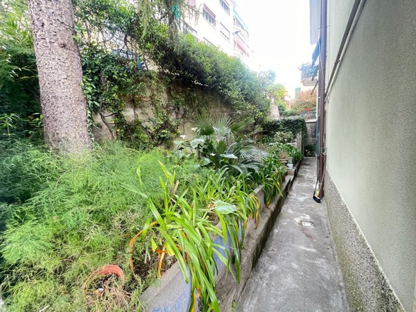 appartamento in vendita a Genova in zona Nervi