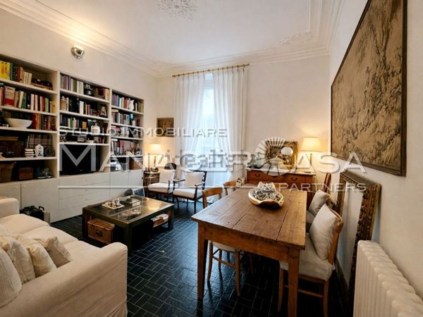 appartamento in vendita a Genova in zona Castelletto