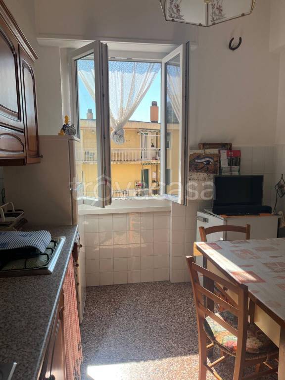 appartamento in vendita a Genova in zona Marassi