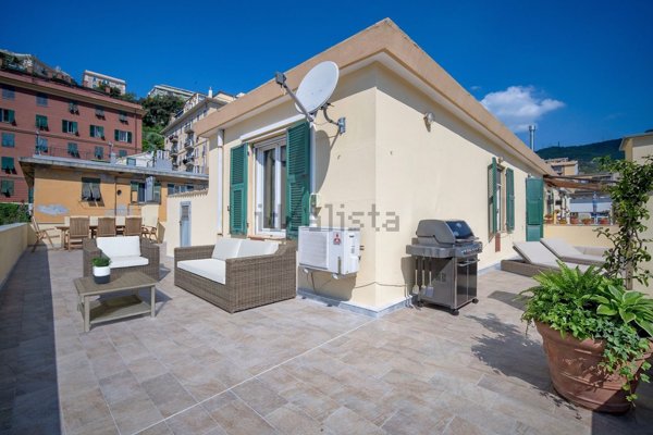 appartamento in vendita a Genova in zona Lagaccio / Granarolo