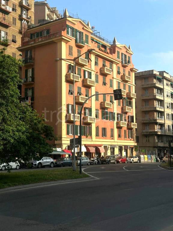 appartamento in vendita a Genova in zona Marassi
