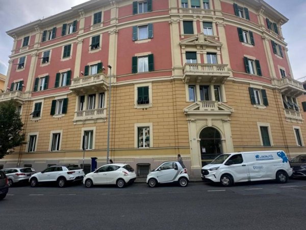 appartamento in vendita a Genova in zona Albaro