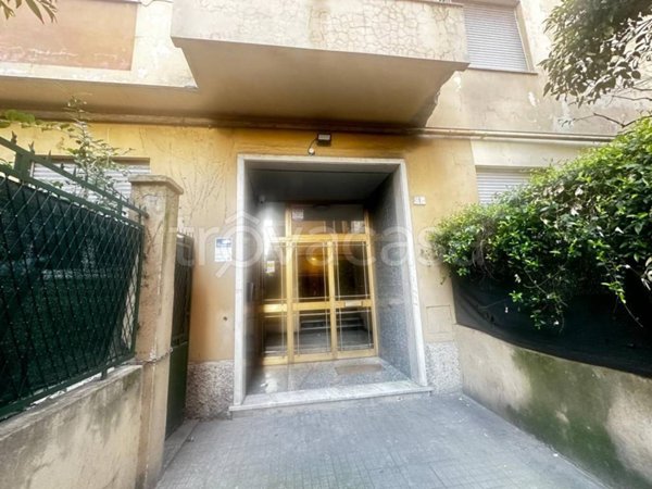 appartamento in vendita a Genova in zona Sampierdarena