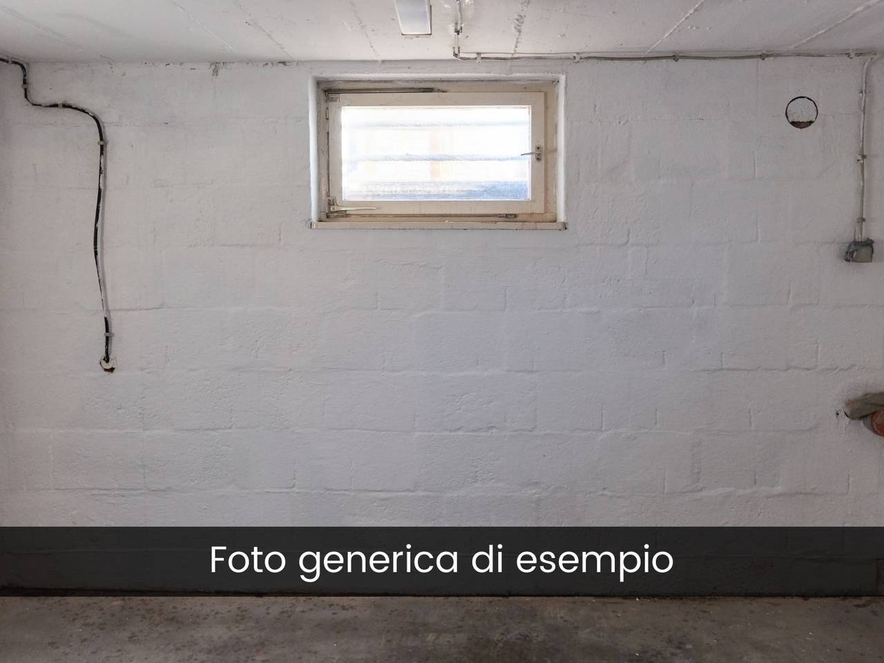 negozio in vendita a Genova in zona San Vincenzo