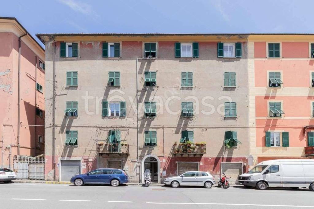 appartamento in vendita a Genova in zona Pontedecimo