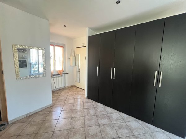 appartamento in vendita a Genova in zona Bolzaneto